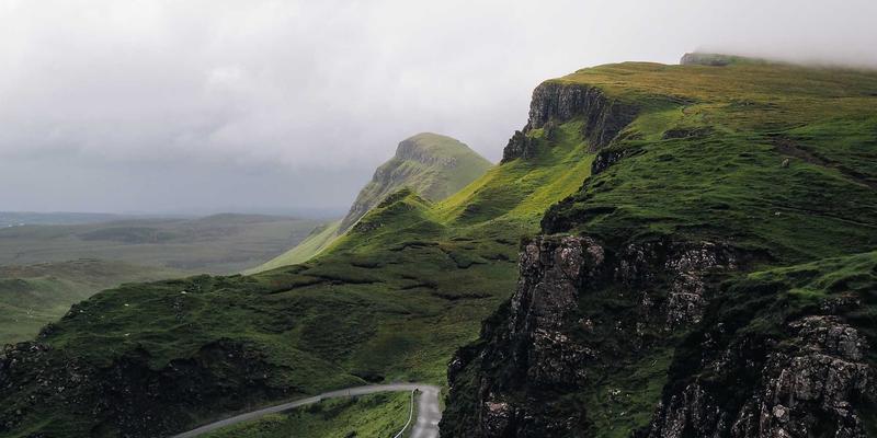 制造业升级新引擎：数字孪生与工业机器人操作维护的实战设计培训